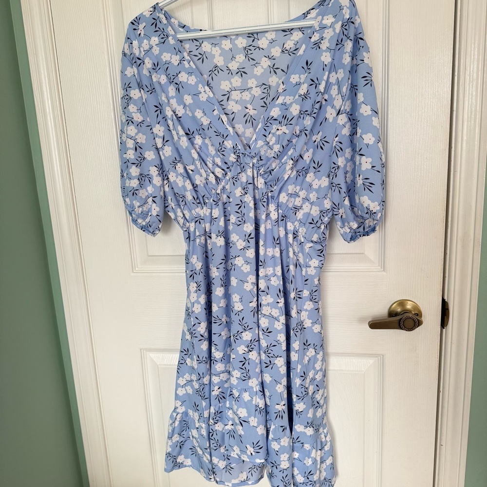 SHEIN Curve Light Blue Floral Dress Women's 2X Puff Sleeve Cottagecore NWOT